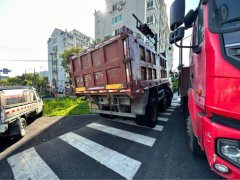 Sinotruk Steyr D5 220 hp 4X2 4.7 m - фото 6