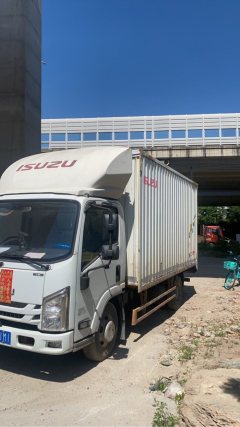 Jiangxi Isuzu EC 116 hp 4X2 4.2 m - фото 1