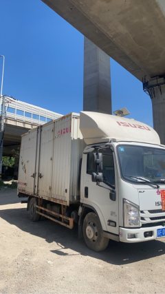 Jiangxi Isuzu EC 116 hp 4X2 4.2 m - фото 2