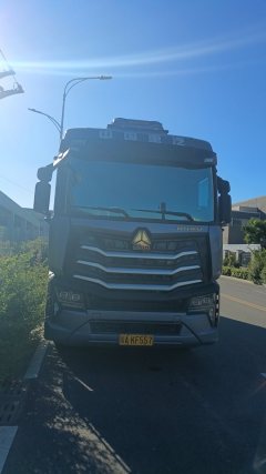 Sinotruk HOWO Max 290 hp 4X2 6.75 m - фото 2