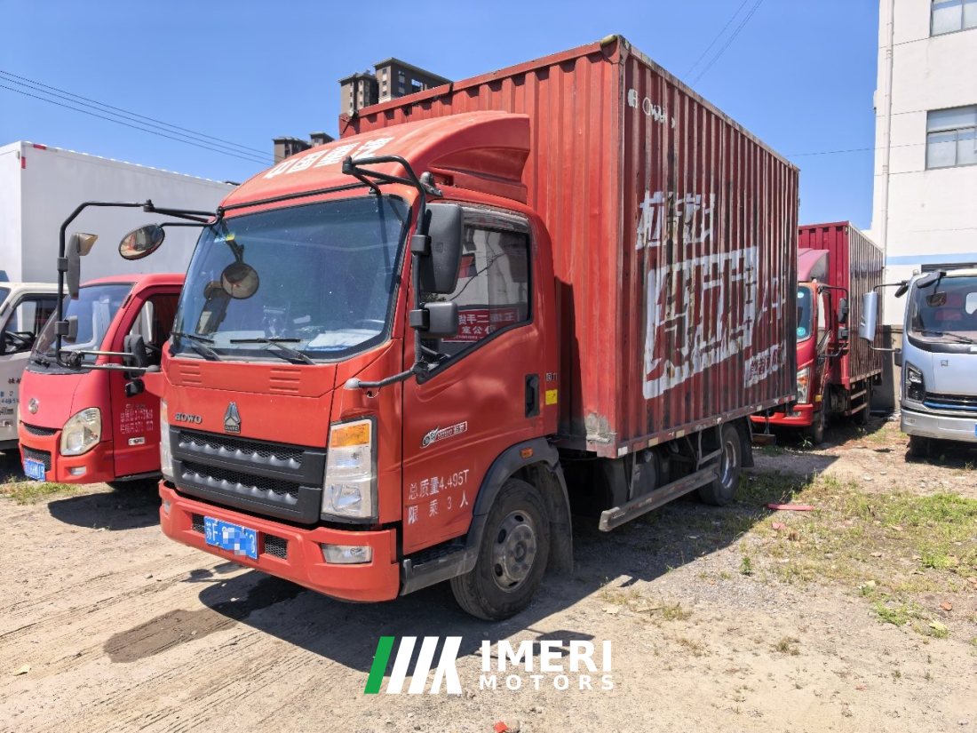 SINOTRUK HOWO Light Duty Truck Dream Chaser 130 hp 4X2 4.2 m - грузовик из Китая