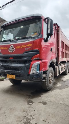 Dongfeng Liuzhou Chenglong H7 460 hp 6X4 6.3 m - фото 1