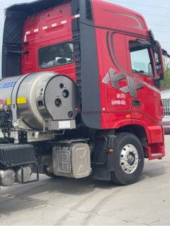 Dongfeng Celestial Flagship KX 530 hp 6X4 - фото 2
