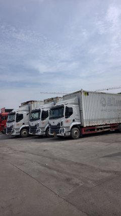 Dongfeng Liuzhou Chenglong M3 200 hp 4X2 8.3 m - фото 3