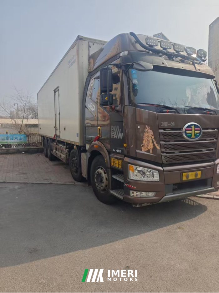 2020 FAW Jiefang J6P 460 hp 8X4 9.5 m
