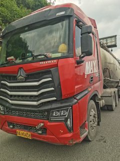 Sinotruk HOWO Max 480 hp 6X4 - фото 2