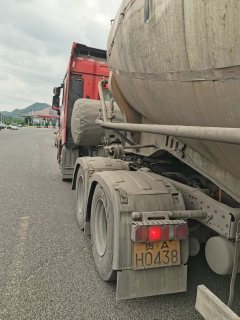 Sinotruk HOWO Max 480 hp 6X4 - фото 4