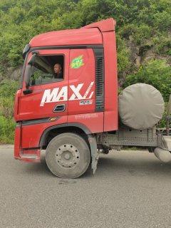 Sinotruk HOWO Max 480 hp 6X4 - фото 6