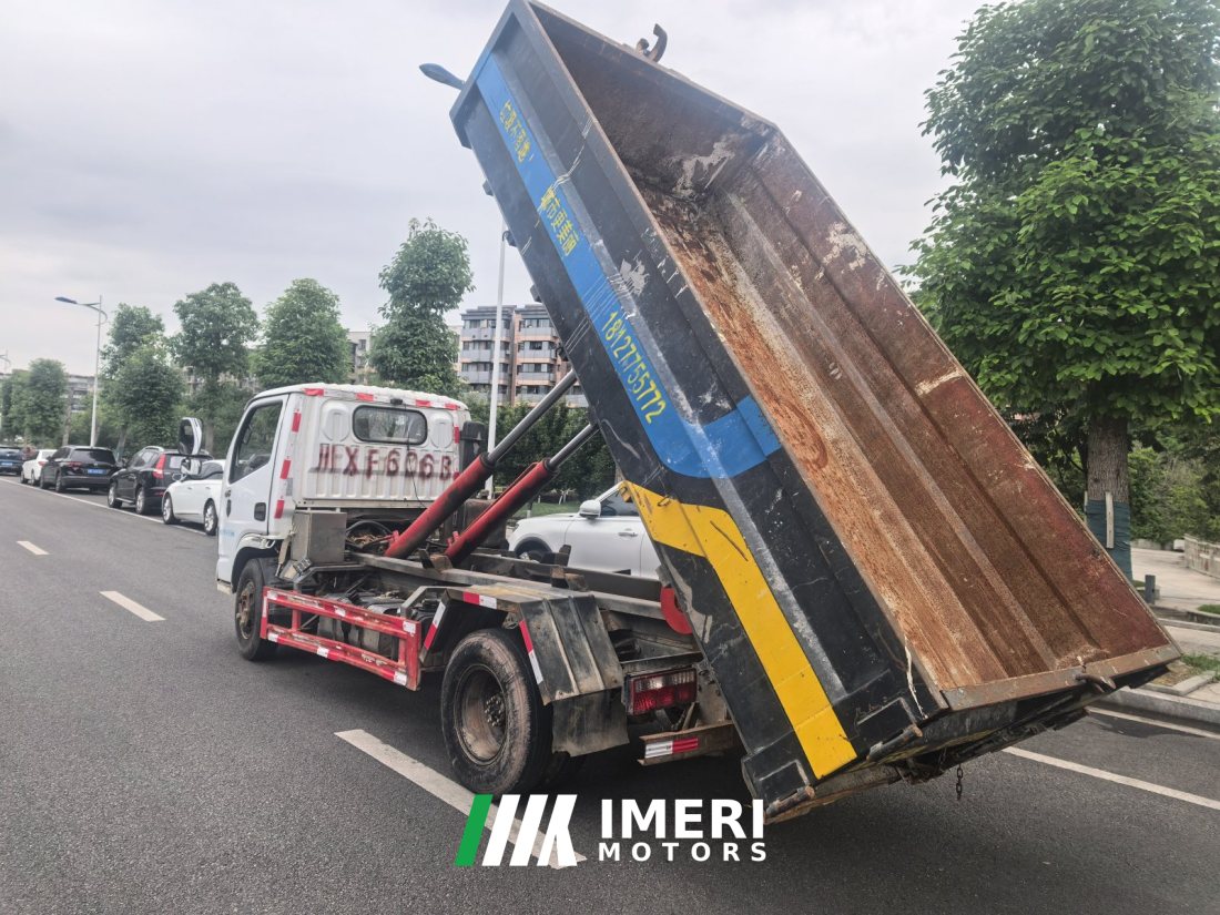 Dongfeng Duolika Dollicar D6 115 hp 4X2 3.37 m - грузовик из Китая