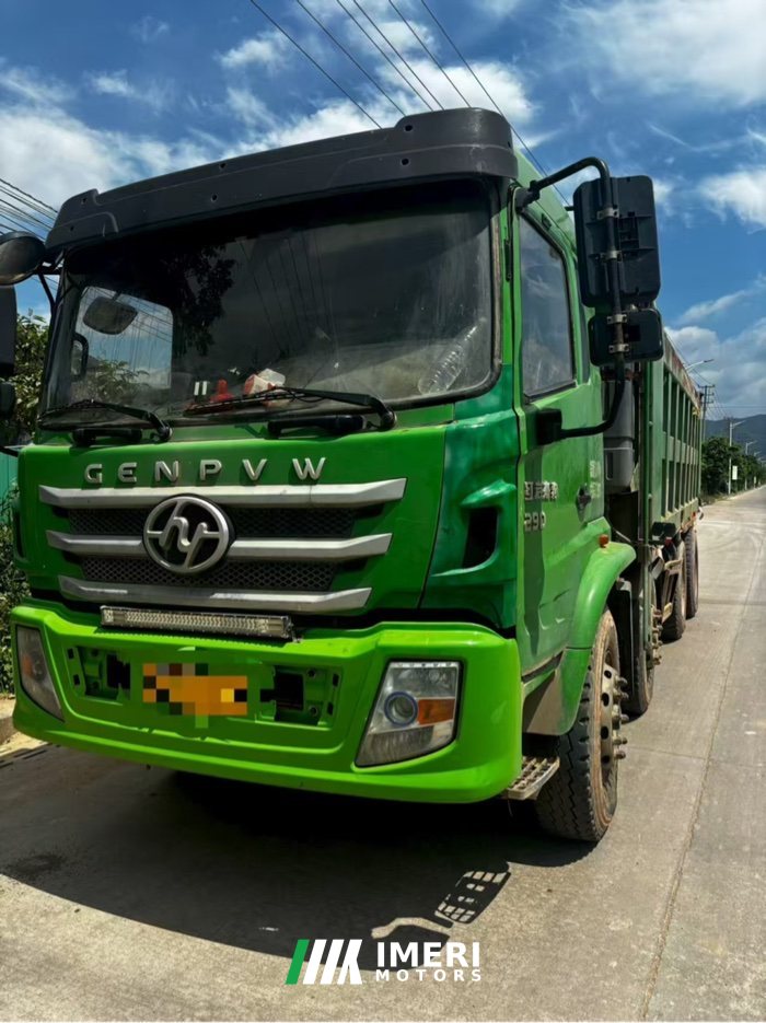 2021 SAIC Hongyan 290 hp 8X4 6.2 m