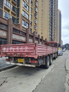 Dongfeng Tianlong 350 hp 8X4 9.6 m - фото 4