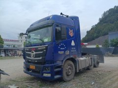 Foton Auman GTL 430 hp 6X4 - фото 1