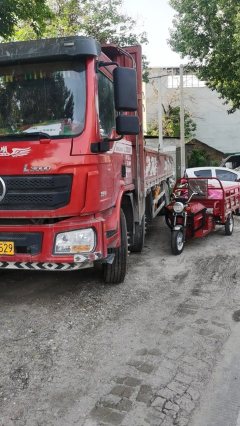 Shacman Delong L3000 300 hp 6X2 7.9 m - фото 6