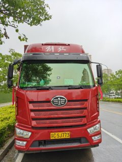 FAW Jiefang J6L 240 hp 4X2 8 m - фото 1