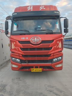 FAW Jiefang VH 460 hp 6X4 - фото 2