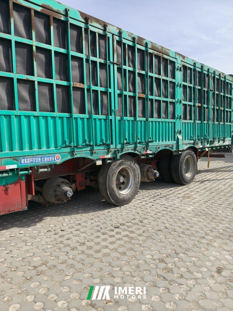 2024 13 m x2.55 m 3 stake body semi-trailer