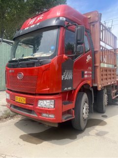 FAW Jiefang J6L 260 hp 6X2 6.8 m - фото 2