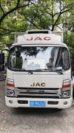JAC Shuailing Q3 170 hp 4X2 4.2 m - фото 3