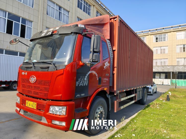 2020 FAW Jiefang J6L 180 hp 4X2 6.75 m