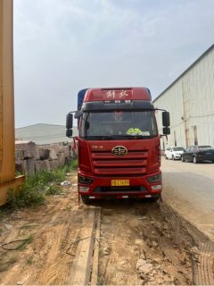 FAW Jiefang J6L 260 hp 4X2 6.75 m - фото 1