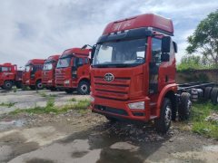 FAW Jiefang J6P 320 hp 6X2 9.6 m - фото 1