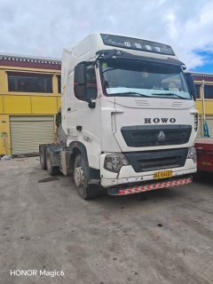 Sinotruk HOWO T7H 540 hp 6X4 - фото 1