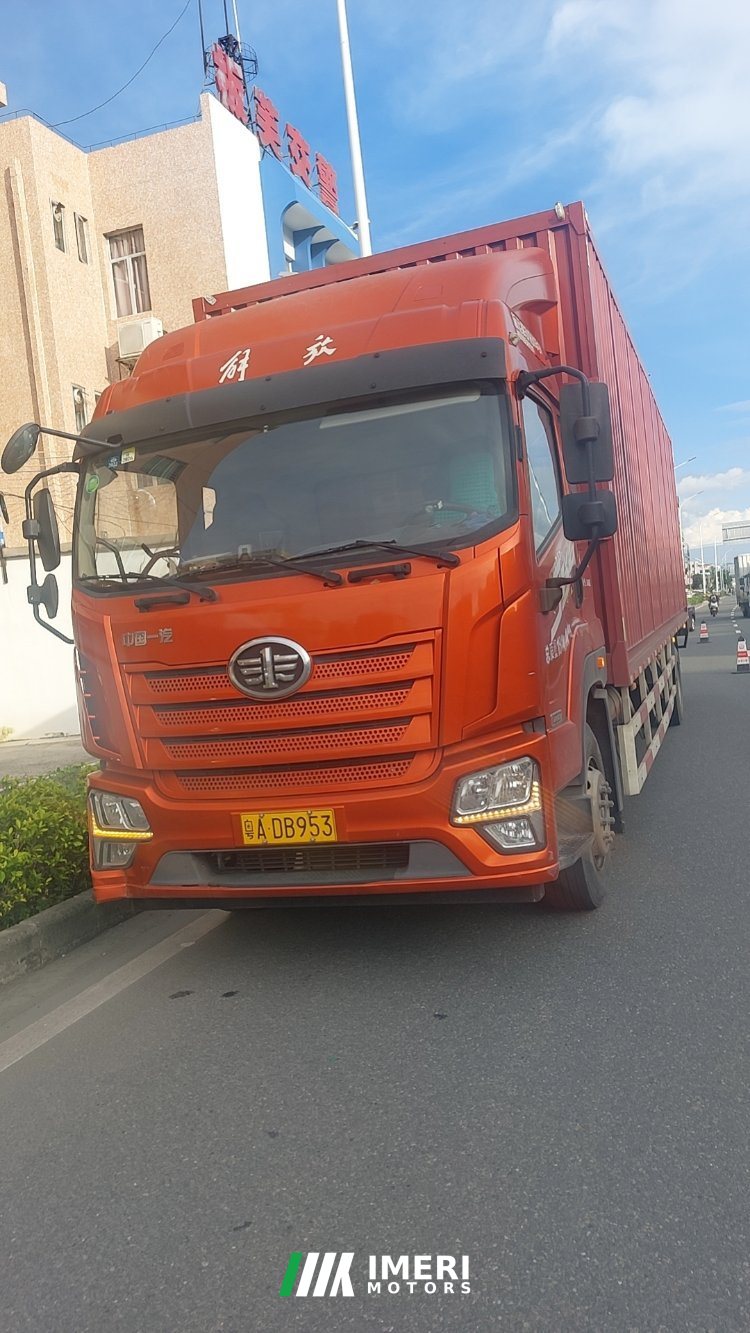 FAW Jiefang J6G 260 hp 4X2 5.8 m - грузовик из Китая