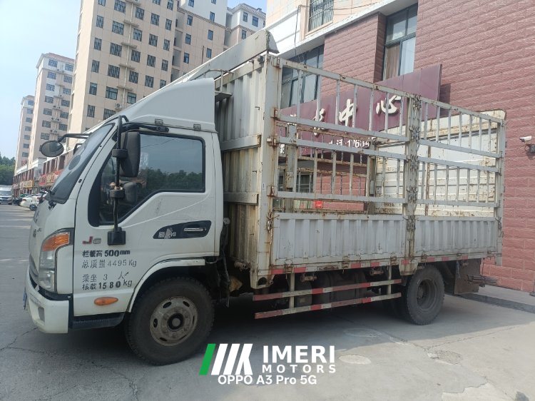 2021 JAC J6 163 hp 4X2 4.18 m