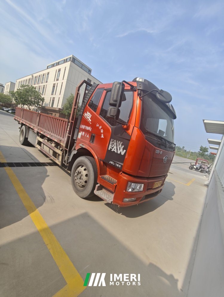 2019 FAW Jiefang J6L 160 hp 4X2 6.8 m