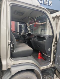 JAC Junling Jianghuai V5 143 hp 4X2 4.15 m - фото 9