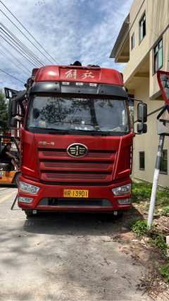 FAW Jiefang J6L 260 hp 4X2 6.8 m - фото 2