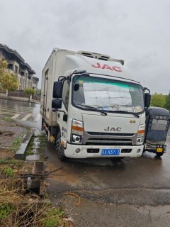 JAC Shuailing S6 156 hp 4X2 4.2 m - фото 2