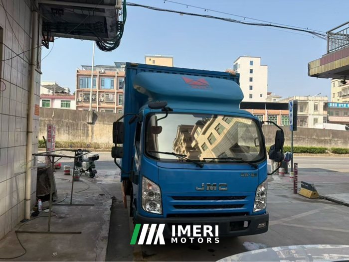 2021 JMC + 129 hp 4X2 4.2 m