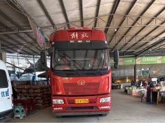 FAW Jiefang J6L 240 hp 4X2 6.8 m - фото 1