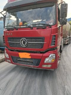 Dongfeng Tianlong 520 hp 6X4 - фото 1