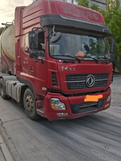 Dongfeng Tianlong 520 hp 6X4 - фото 2
