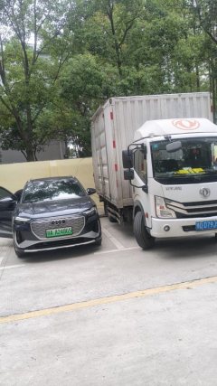 Dongfeng Duolika Dollicar D6 136 hp 4X2 4.2 m - фото 2