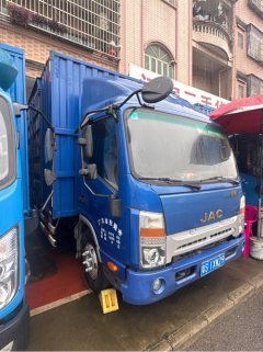 JAC Shuailing Q6 152 hp 4X2 4.2 m - фото 1