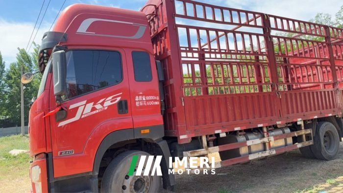 2024 FAW Jiefang J6L 240 hp 4X2 6.2 m