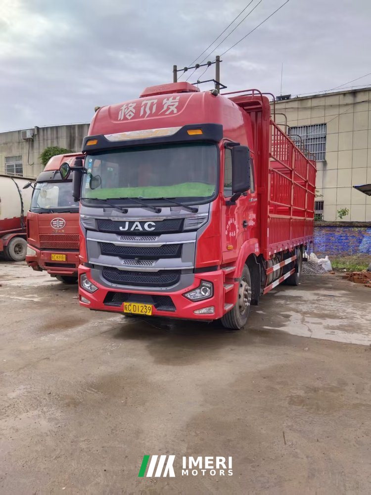 2021 JAC Gallop Gelfa A5 240 hp 4X2 6.8 m