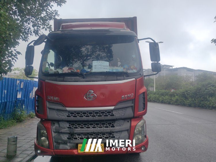 2020 Dongfeng Liuzhou Chenglong M3 200 hp 4X2 7.8 m