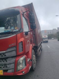Dongfeng Liuzhou Chenglong M3 200 hp 4X2 7.8 m - фото 2