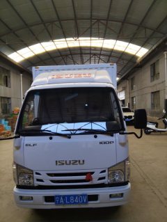 Qingling Isuzu 100P 120 hp 4X2 4.25 m - фото 1