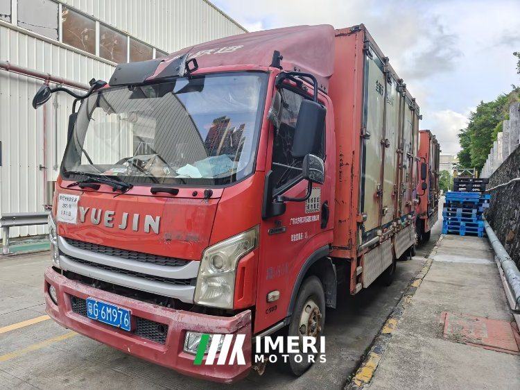 SAIC Yuejin Surpasses the C-Class 140 hp 4X2 4.03 m - грузовик из Китая