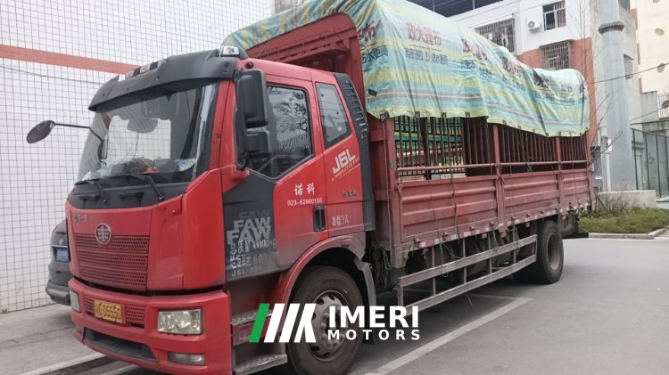 2021 FAW Jiefang J6L 220 hp 4X2 6.75 m