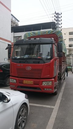 FAW Jiefang J6L 220 hp 4X2 6.75 m - фото 2