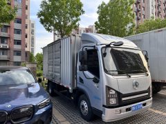 Shacman Delong G1 137 hp 4X2 4.18 m - фото 2