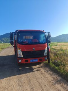 SINOTRUK HOWO Light Duty Truck Hanjiang 140 hp 4X2 4.15 m - фото 3