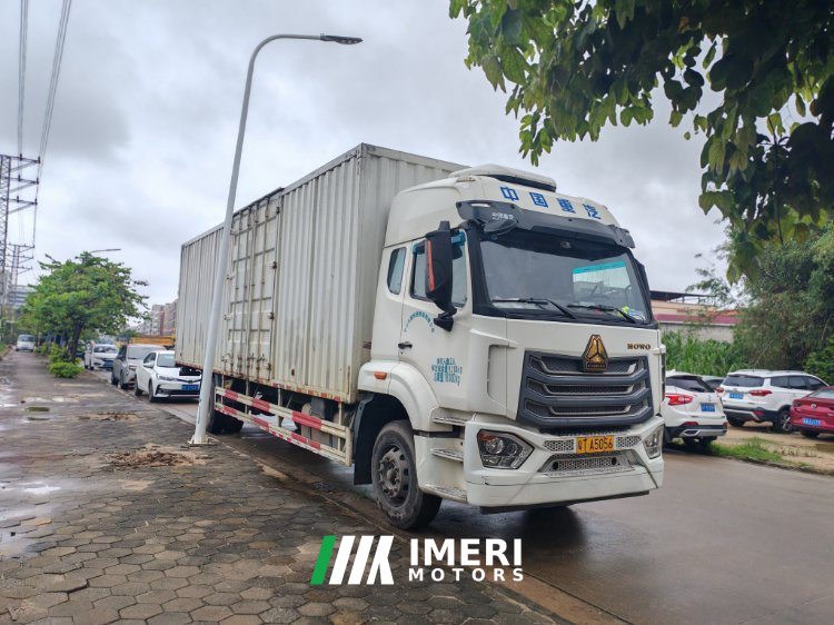 2022 Sinotruk HOWO TX7 PRO 290 hp 4X2 9.6 m