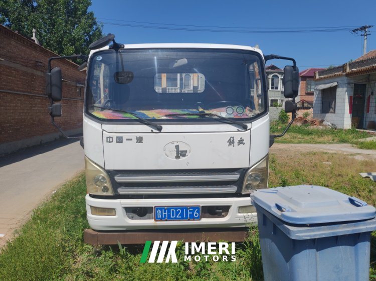 2018 FAW Jiefang J6M 320 hp 8X4 4.2 m